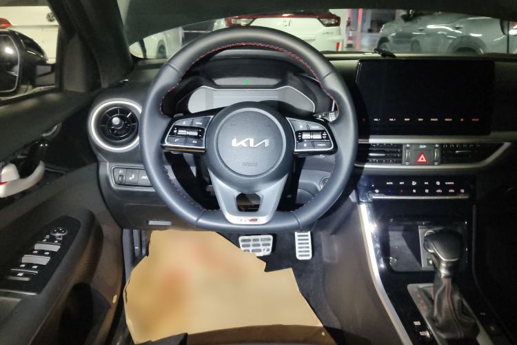 Used Kia K3 2021 Revised Version 1.4T DCT GT-Line Intelligent Drive Sport Edition Steering Wheel