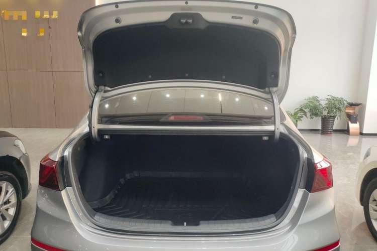 Used Kia K3 2021 Revised 1.5L CVT Fashion Edition Trunk