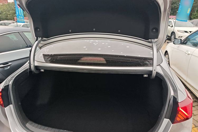 Used Kia K3 2021 1.5L CVT Fashion Edition Trunk