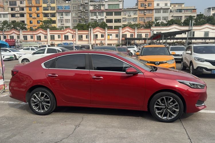 Used Kia K3 2021 Revised 1.5L CVT Fashion Edition Exterior 2
