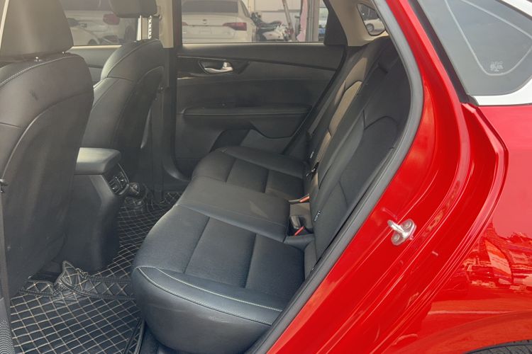 Used Kia K3 2021 Revised 1.5L CVT Fashion Edition Interior 1