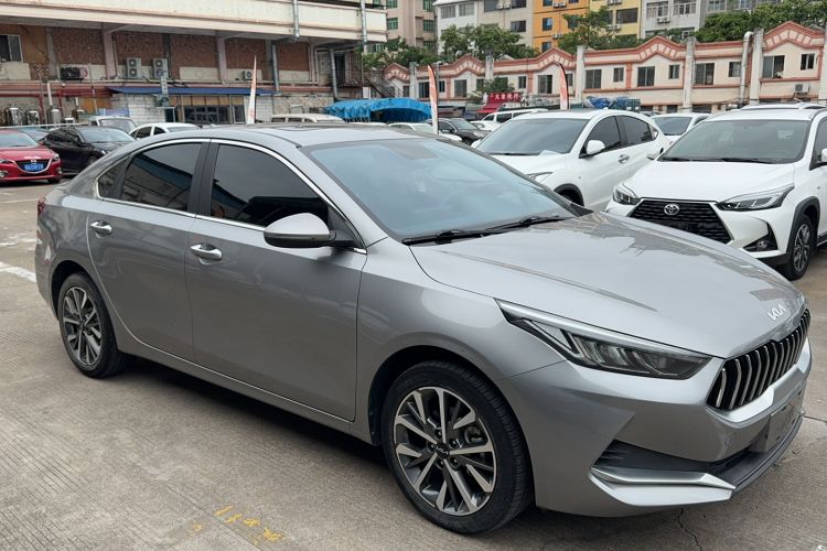 Used Kia K3 2021 Revised 1.5L CVT Fashion Edition Exterior 2