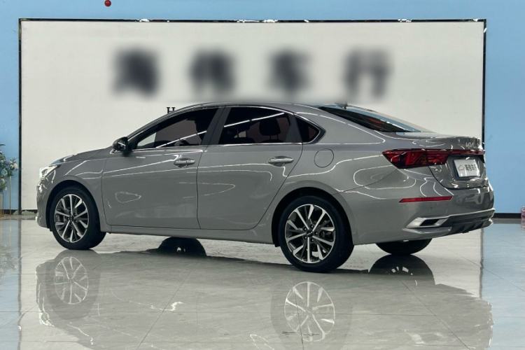 Used Kia K3 2021 Revised 1.5L CVT Fashion Edition Exterior 3