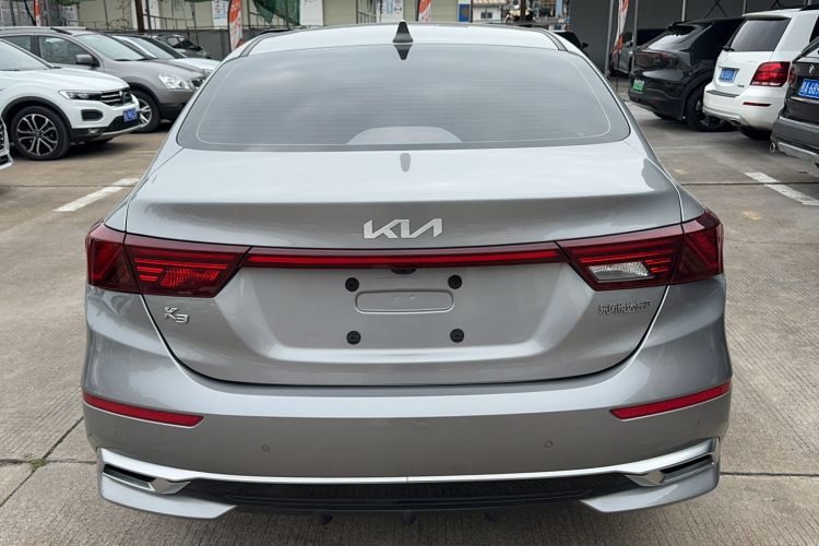 Used Kia K3 2021 Revised 1.5L CVT Fashion Edition Exterior 4