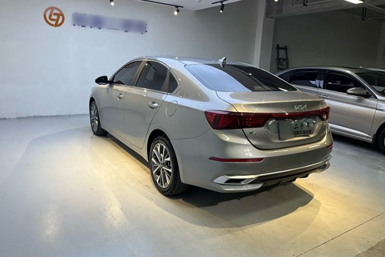 Used Kia K3 2021 Revised 1.5L CVT Fashion Edition Exterior 5