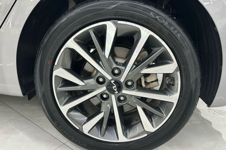 Used Kia K3 2021 Revised 1.5L CVT Fashion Edition Exterior 7