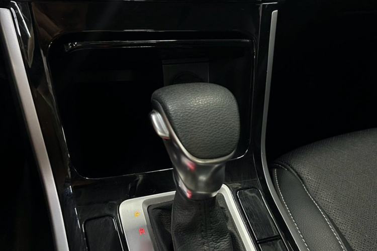 Used Kia K3 2021 Revised 1.5L CVT Fashion Edition Interior 3