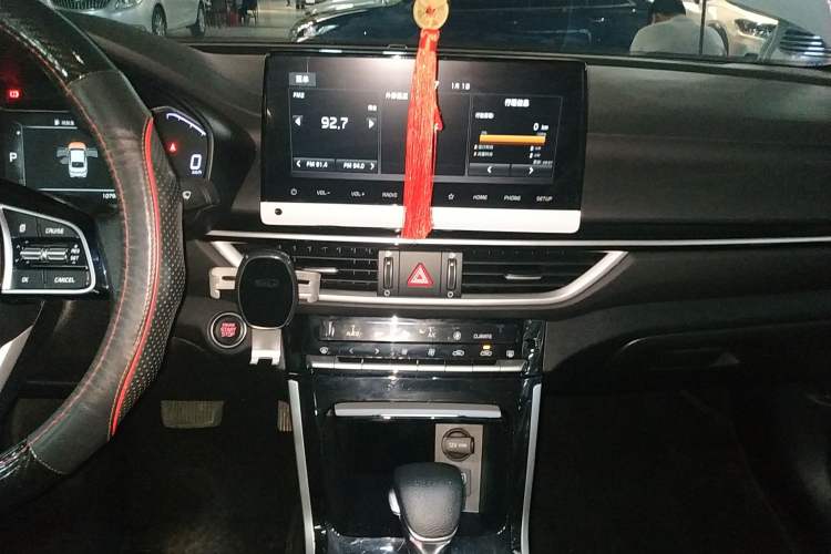 Used Kia K3 2021 Revised 1.5L CVT Fashion Edition Audio And AC Panel