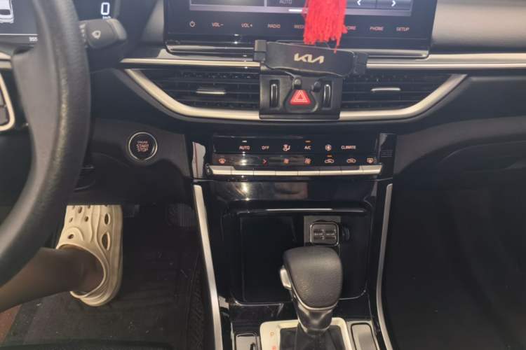 Used Kia K3 2021 Revised 1.5L CVT Youth Edition Audio And AC Panel