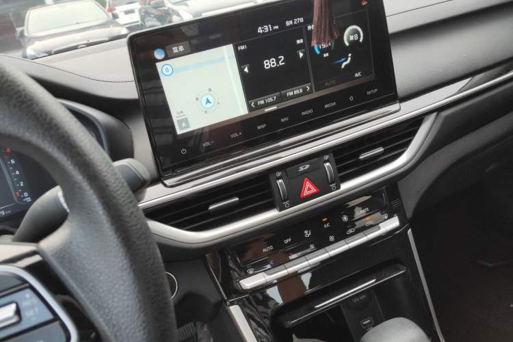 Used Kia K3 2021 Revised 1.5L CVT Fashion Edition Audio And AC Panel