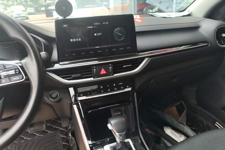 Used Kia K3 2021 Revised 1.5L CVT Fashion Edition Audio And AC Panel