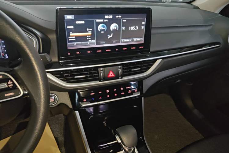 Used Kia K3 2021 Revised 1.5L CVT Fashion Edition Audio And AC Panel