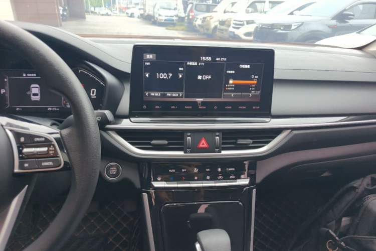 Used Kia K3 2021 Revised 1.5L CVT Fashion Edition Audio And AC Panel