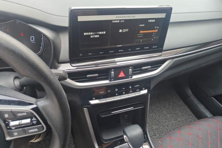 Used Kia K3 2021 Revised 1.5L CVT Fashion Edition Audio And AC Panel