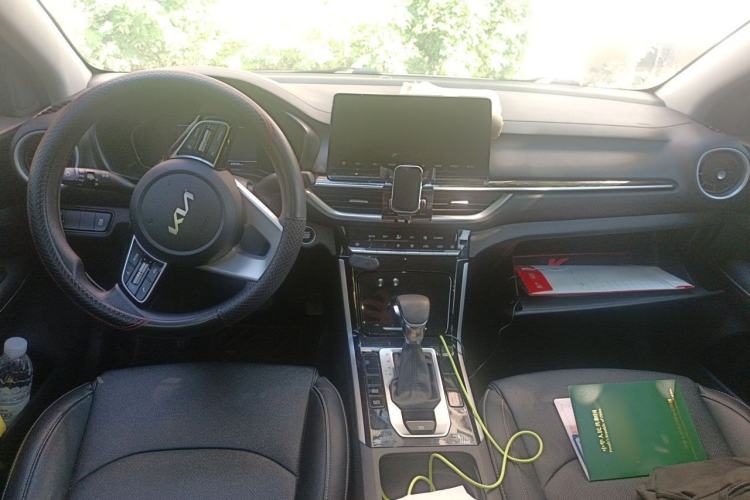 Used Kia K3 2021 Revised 1.5L CVT Fashion Edition Center Console