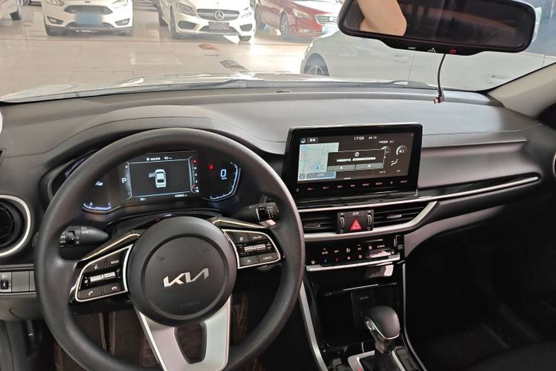Used Kia K3 2021 Revised 1.5L CVT Fashion Edition Center Console