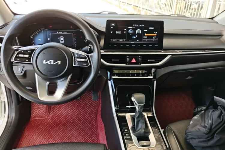 Used Kia K3 2021 Revised 1.5L CVT Fashion Edition Center Console