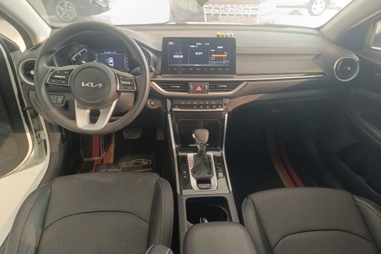 Used Kia K3 2021 Revised 1.5L CVT Fashion Edition Center Console