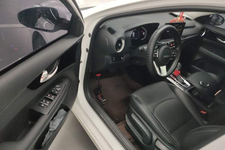 Used Kia K3 2021 Revised 1.5L CVT Fashion Edition Driver Seat