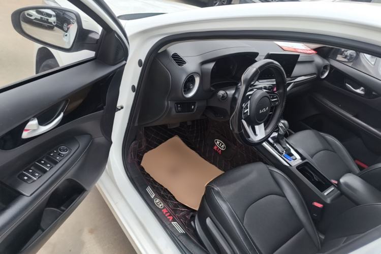 Used Kia K3 2021 Revised 1.5L CVT Fashion Edition Driver Seat