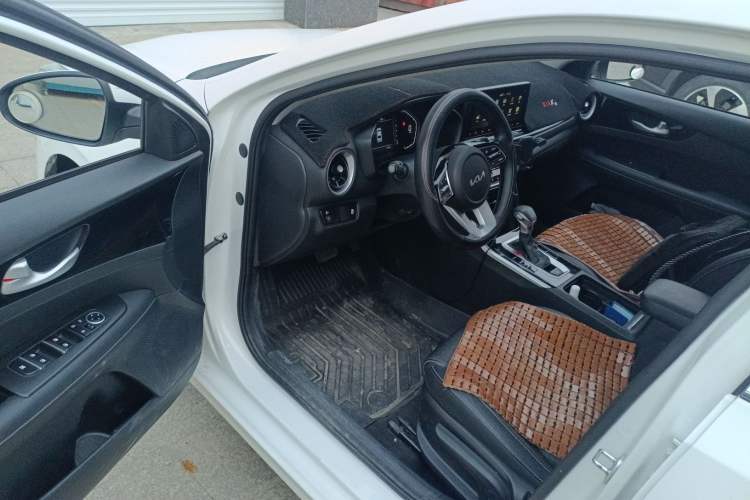 Used Kia K3 2021 Revised 1.5L CVT Fashion Edition Driver Seat