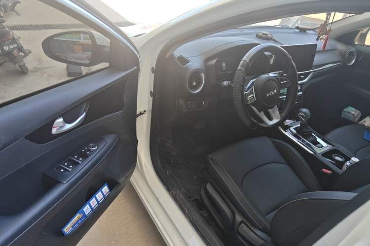 Used Kia K3 2021 Revised 1.5L CVT Fashion Edition Driver Seat