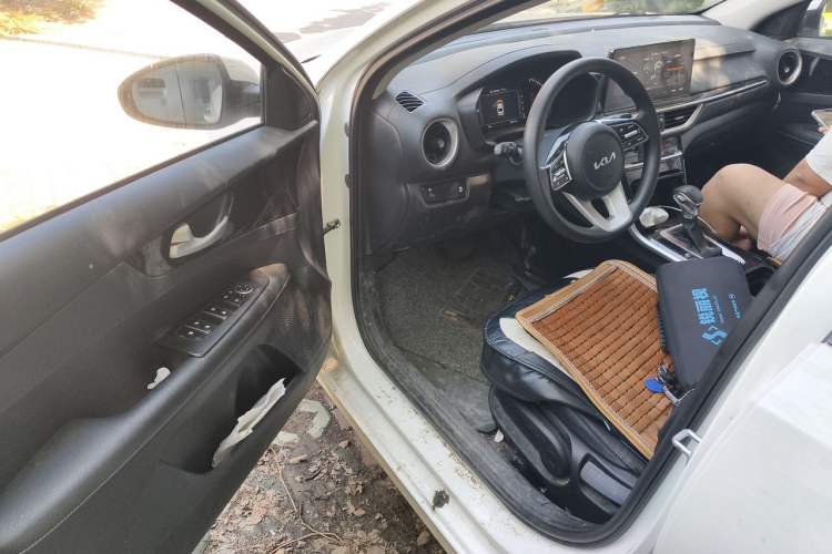 Used Kia K3 2021 Revised 1.5L CVT Fashion Edition Driver Seat