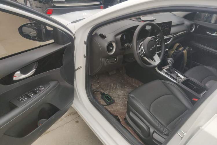 Used Kia K3 2021 Revised 1.5L CVT Fashion Edition Driver Seat