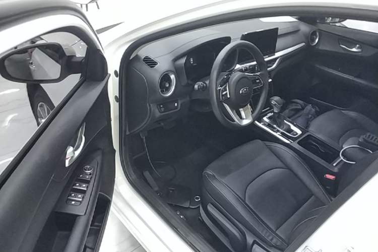 Used Kia K3 2021 1.5L CVT Youth Edition Driver Seat
