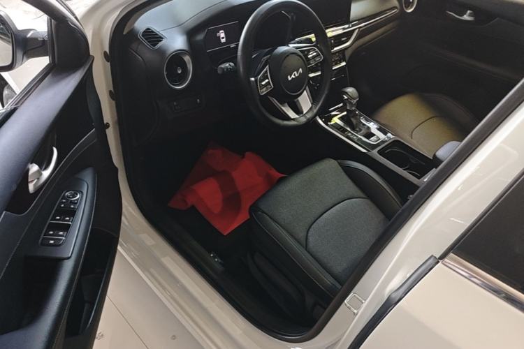 Used Kia K3 2021 Revised 1.5L CVT Fashion Edition Driver Seat