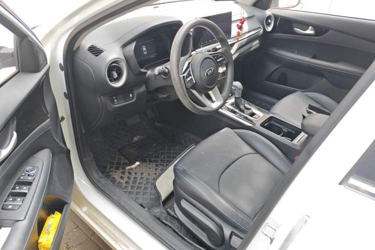 Used Kia K3 2021 1.5L CVT Fashion Edition Driver Seat