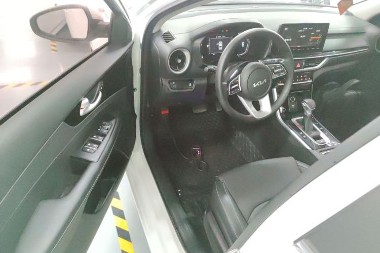 Used Kia K3 2021 Revised 1.5L CVT Fashion Edition Driver Seat