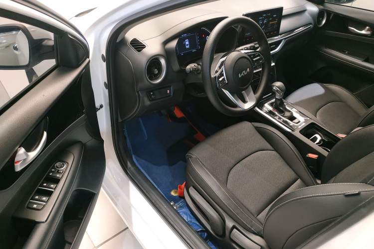 Used Kia K3 2021 Revised 1.5L CVT Fashion Edition Driver Seat