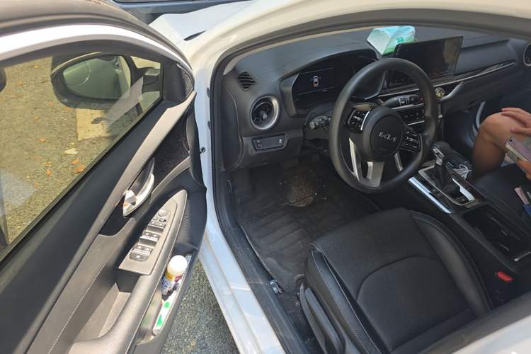 Used Kia K3 2021 Revised 1.5L CVT Fashion Edition Driver Seat