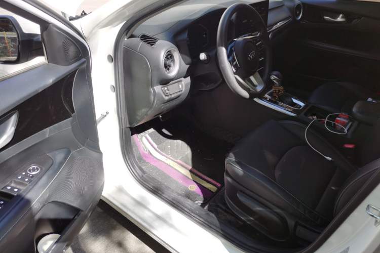 Used Kia K3 2021 1.5L CVT Youth Edition Driver Seat