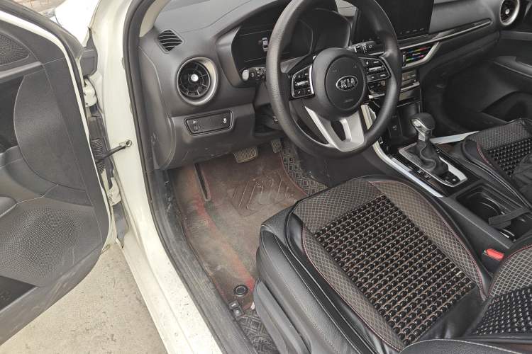 Used Kia K3 2021 1.5L CVT Fashion Edition Driver Seat
