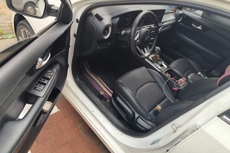 Used Kia K3 2021 1.5L CVT Fashion Edition Driver Seat