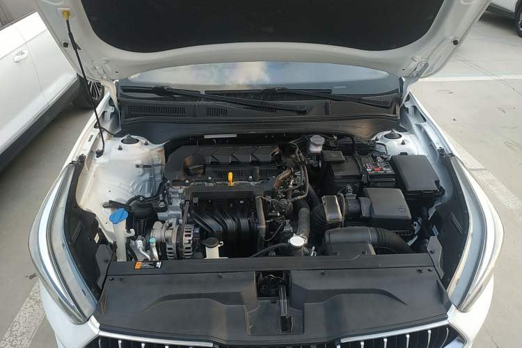 Used Kia K3 2021 Revised 1.5L CVT Fashion Edition Engine Bay