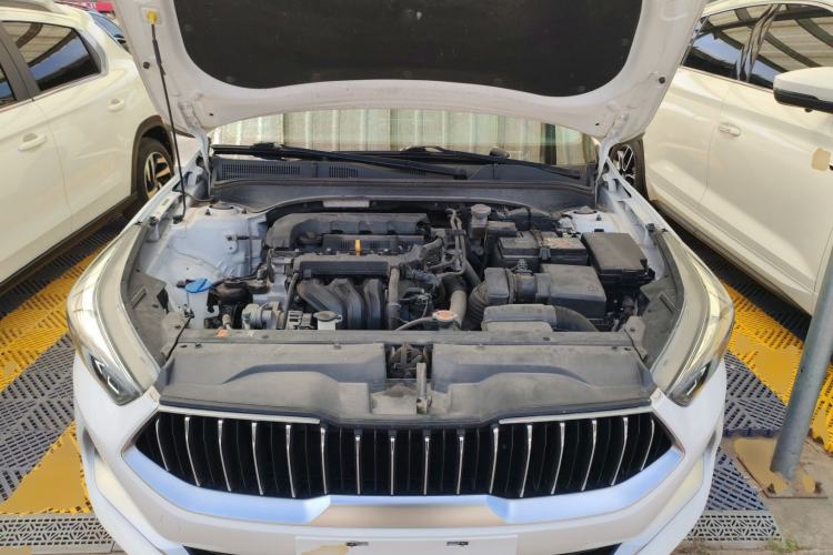 Used Kia K3 2021 Revised 1.5L CVT Fashion Edition Engine Bay