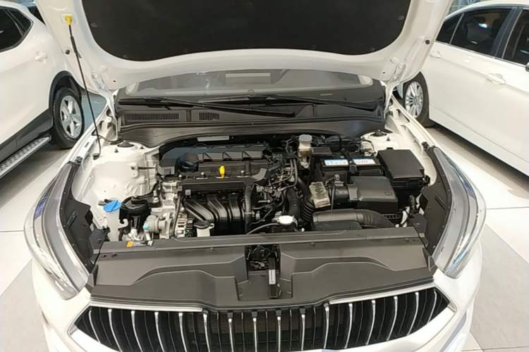 Used Kia K3 2021 Revised 1.5L CVT Fashion Edition Engine Bay