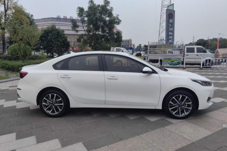 Used Kia K3 2021 1.4T DCT GT-Line Struggle Connected Edition Exterior 2