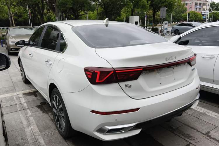Used Kia K3 2021 Revised 1.5L CVT Fashion Edition Exterior 2