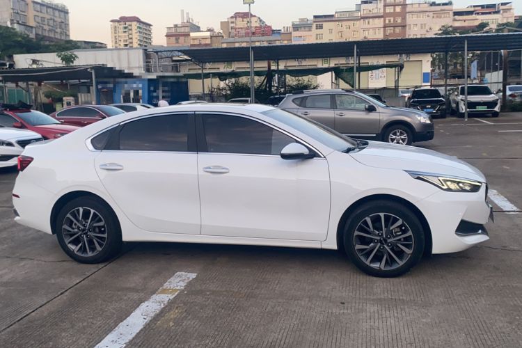 Used Kia K3 2021 Revised 1.5L CVT Fashion Edition Exterior 2