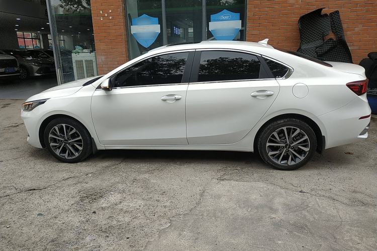 Used Kia K3 2021 Revised 1.5L CVT Fashion Edition Exterior 3