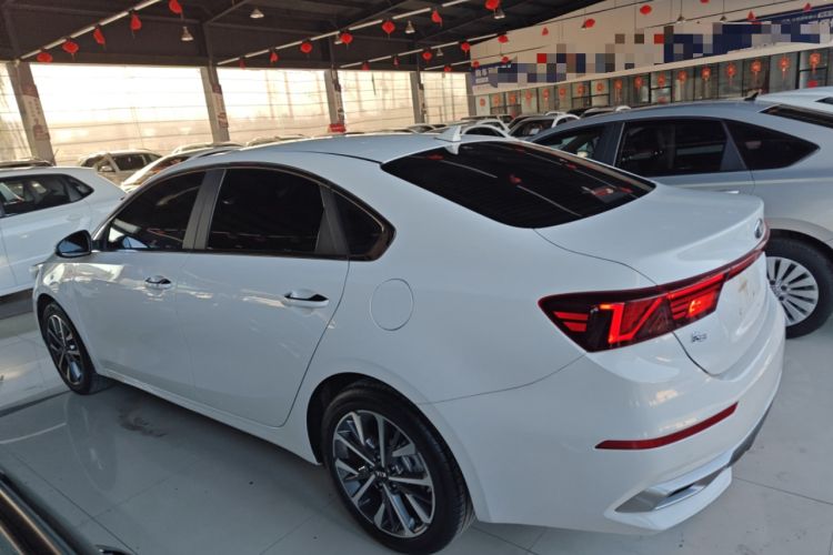 Used Kia K3 2021 1.5L CVT Fashion Edition Exterior 3