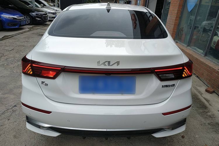Used Kia K3 2021 Revised 1.5L CVT Fashion Edition Exterior 4