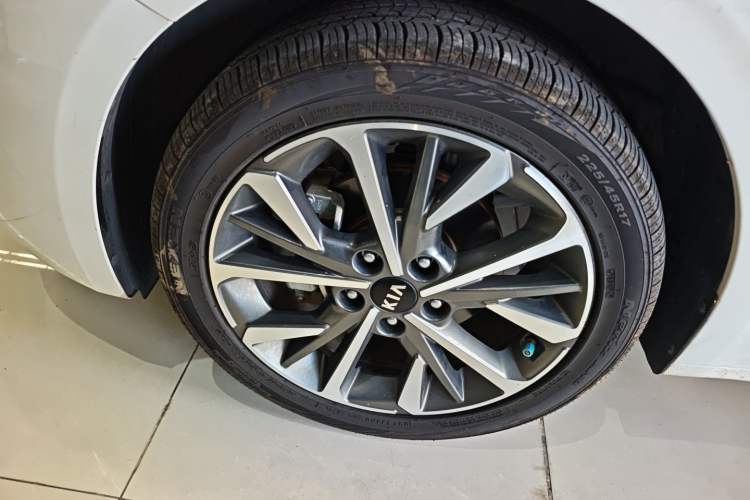 Used Kia K3 2021 1.5L CVT Youth Edition Exterior 4