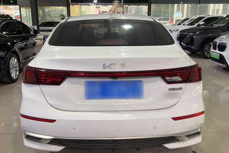 Used Kia K3 2021 Revised 1.5L CVT Fashion Edition Exterior 4