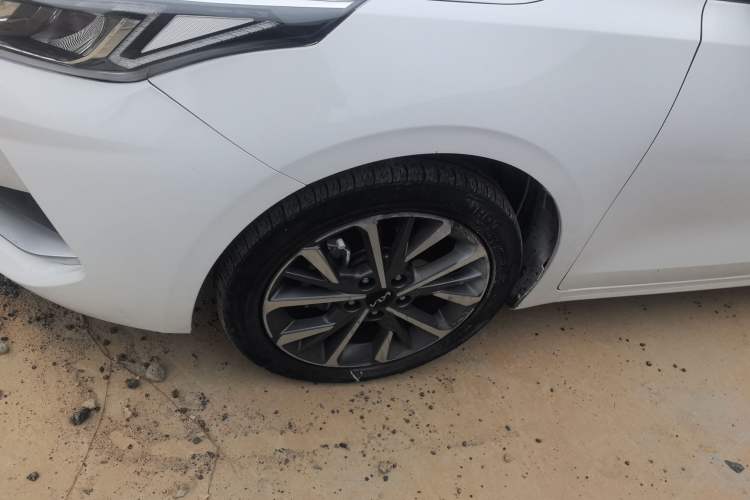 Used Kia K3 2021 Revised 1.5L CVT Fashion Edition Exterior 4