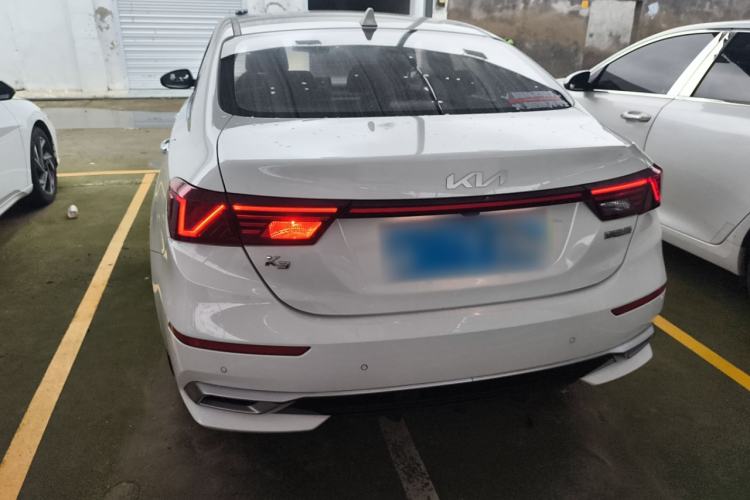 Used Kia K3 2021 1.5L CVT Fashion Edition Exterior 4